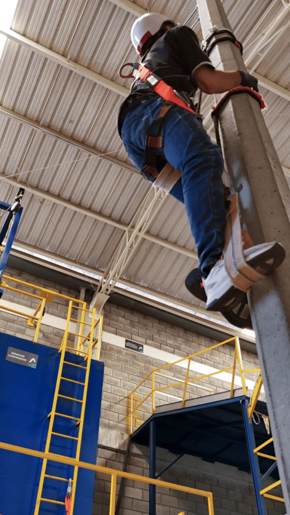 Práctica del curso de Reentrenamiento Sectorial 4272 en Satar Rionegro