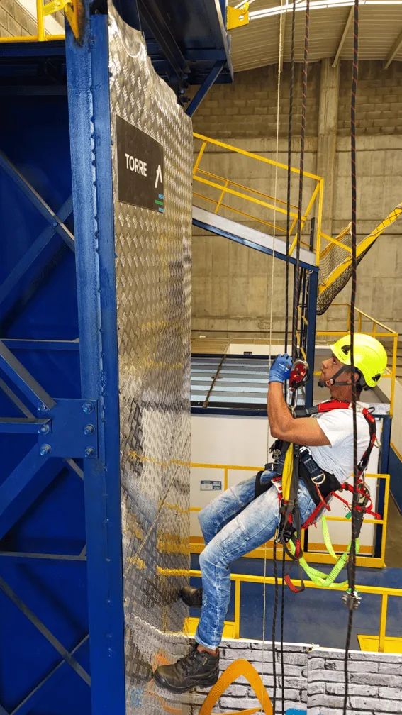 Curso de Rescate en Alturas para formación en emergencias